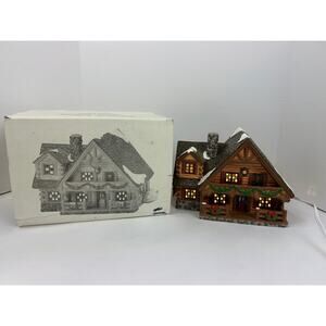 Department 56 Snow Village Hunting Lodge Lighted Building with Box